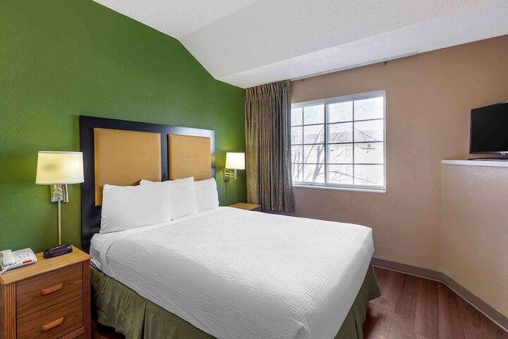 Room 15 of 29