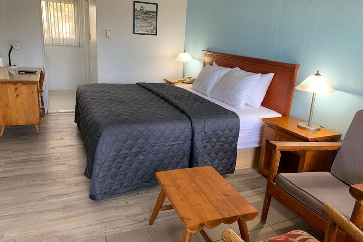 Town and Country Motel