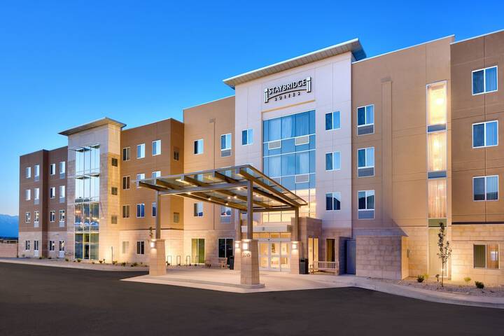 Staybridge Suites Lehi - Traverse Ridge Center by IHG