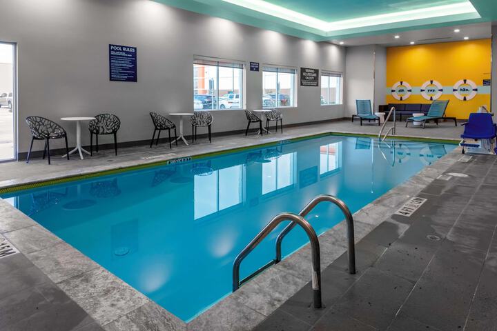 Pool 4 of 21