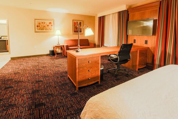 Room 27 of 49