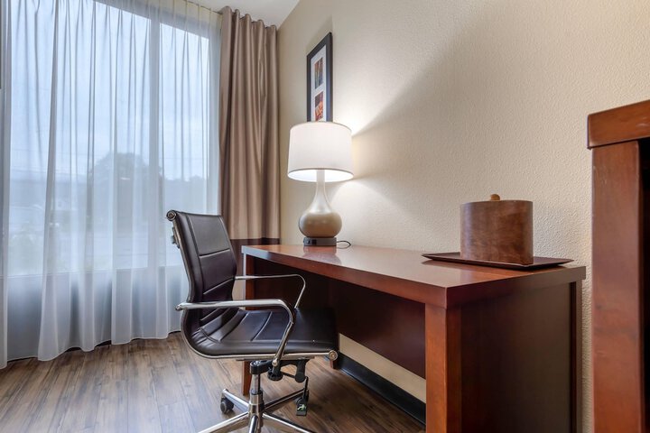 Comfort Inn Binghamton I-81
