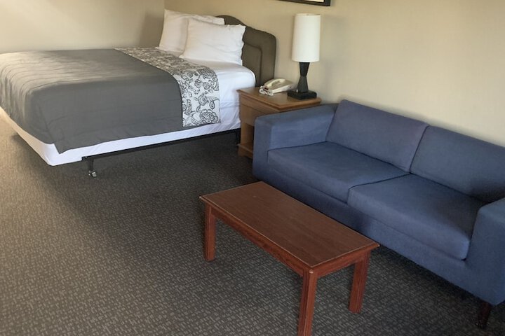 Room 18 of 71
