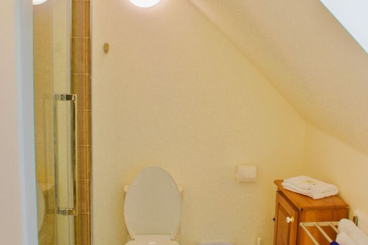 Room 53 of 88