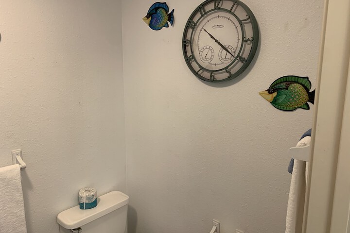 Room 51 of 158