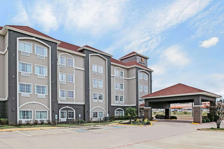 Hotel 4 of 28