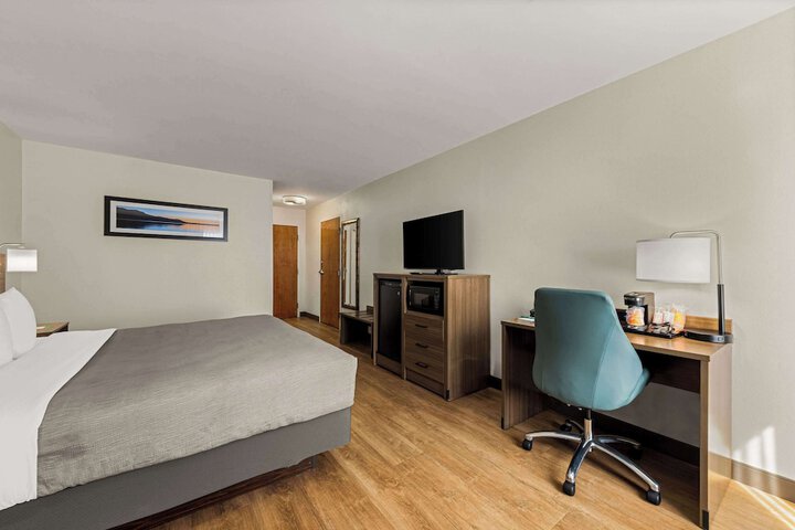 Room 14 of 49