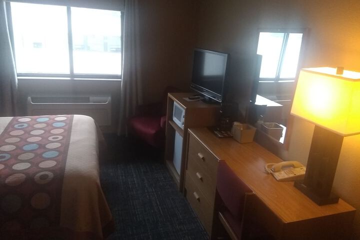 Room 13 of 39