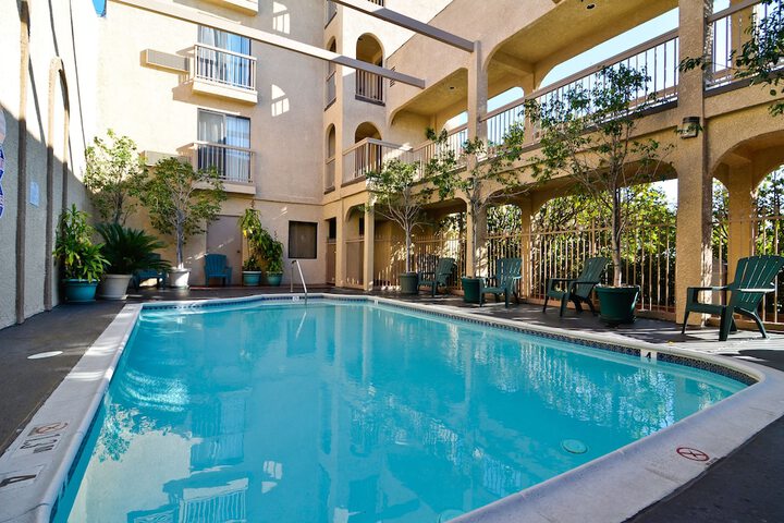 Pool 9 of 76