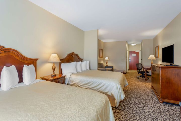 Room 20 of 33
