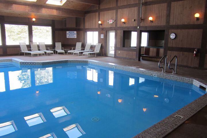 Pool 7 of 44