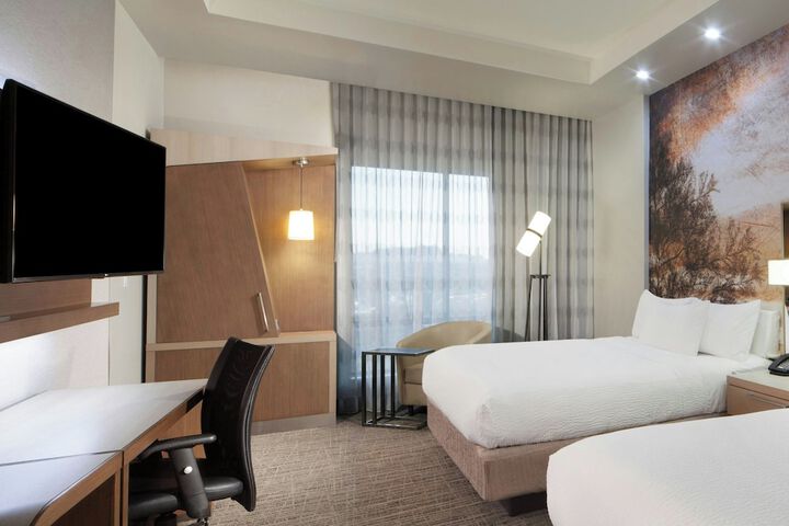 Room 39 of 51