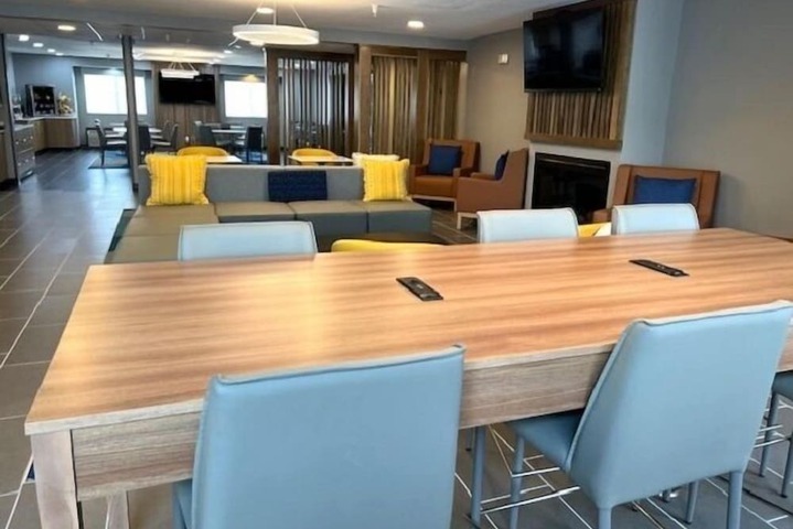 Hotel Interior 14 of 57