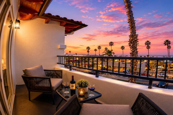 The Volare an Ascend Collection Hotel