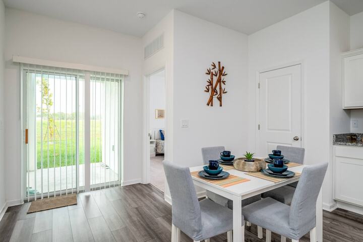 Cozy Comfy Cool 3bed 2ba Brand New Home