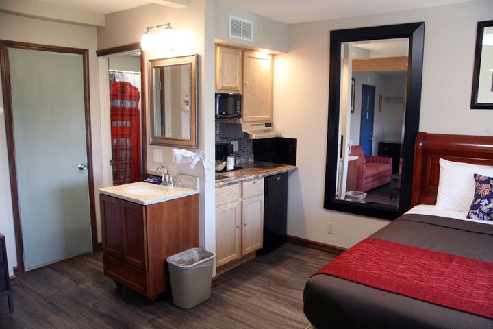 South T Motel