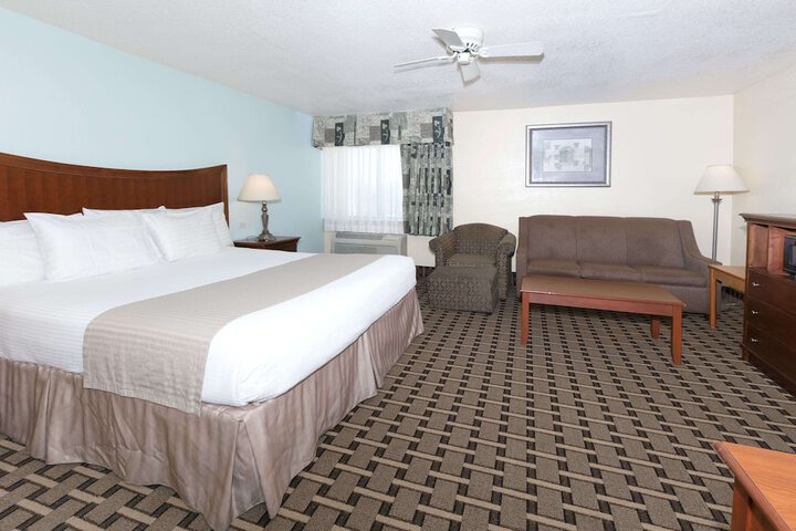 Room 19 of 27