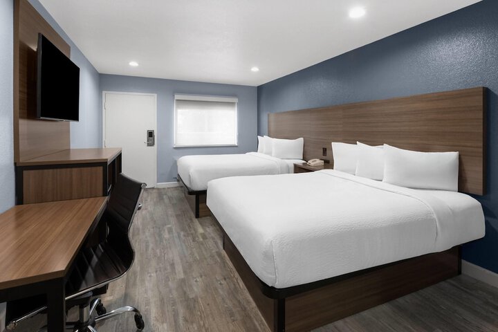 Days Inn by Wyndham Arroyo Grande / Pismo Beach