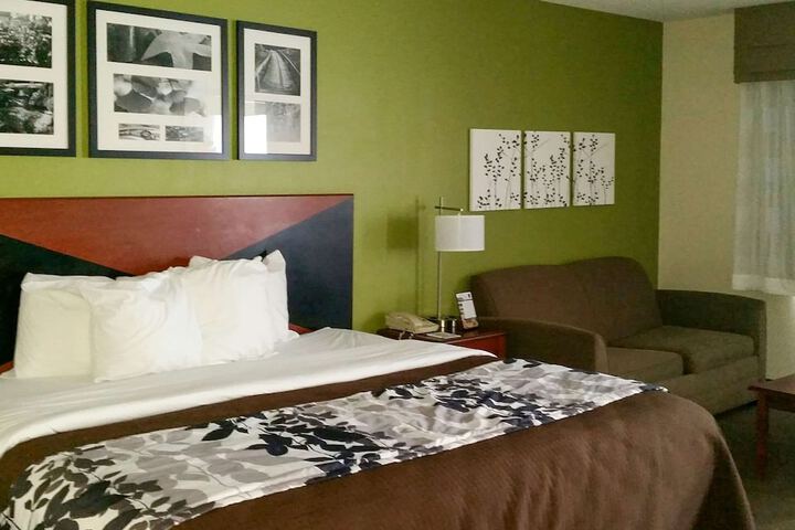 Sleep Inn & Suites Pleasant Hill - Des Moines