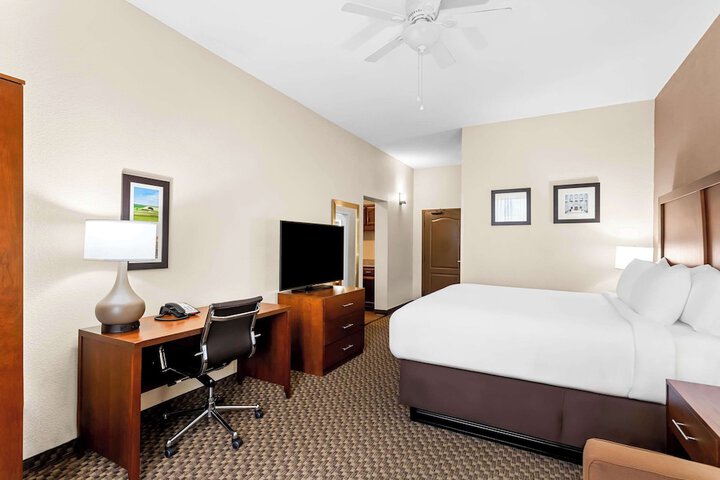 Room 35 of 54