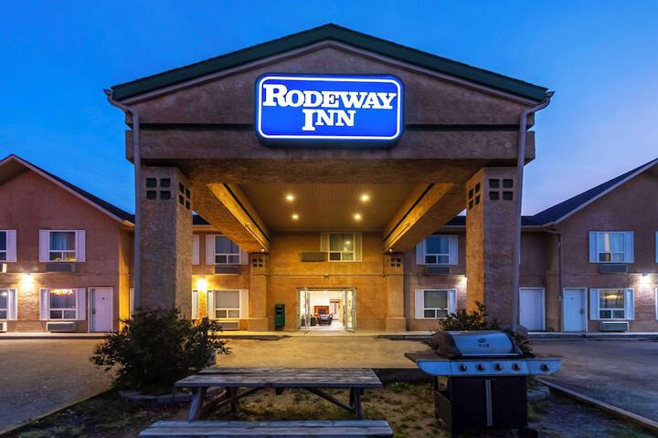 Hotel 2 of 72