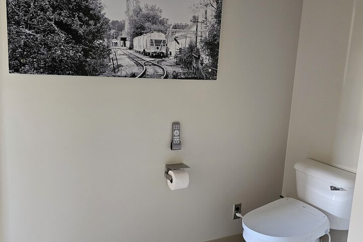 Sugarcreek Village Inn