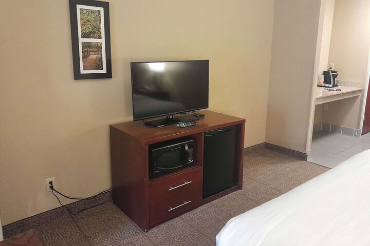 Room 13 of 39