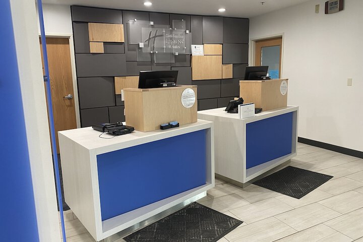 Holiday Inn Express Hotel & Suites Logansport by IHG