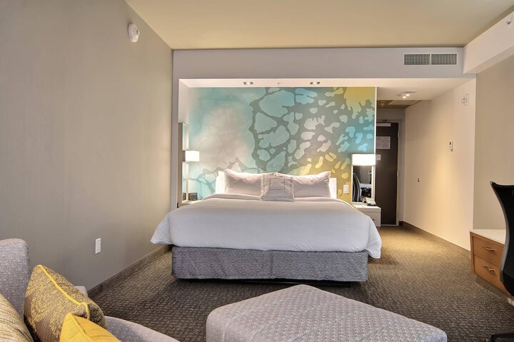 Room 25 of 70