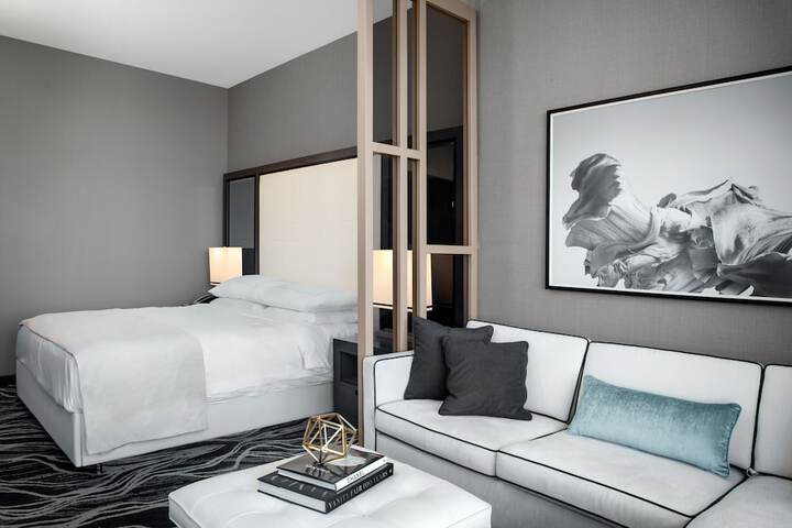 Room 30 of 70