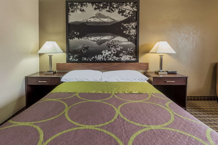 Room 14 of 17