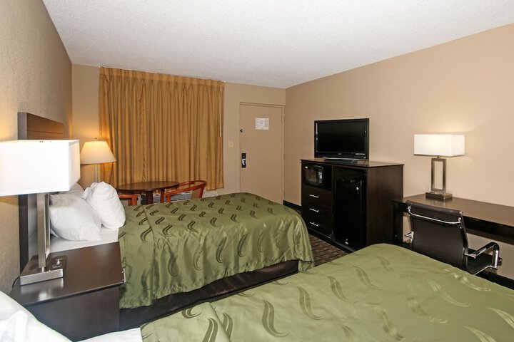 Room 27 of 45