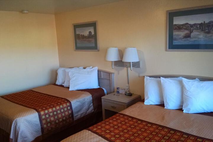 Room 15 of 19