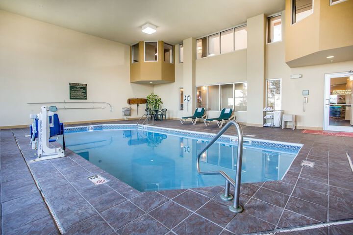 Pool 10 of 107