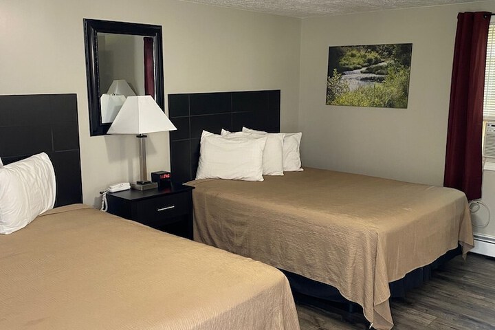 Room 9 of 11