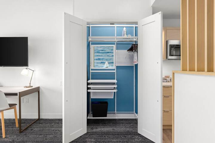 Room 35 of 78