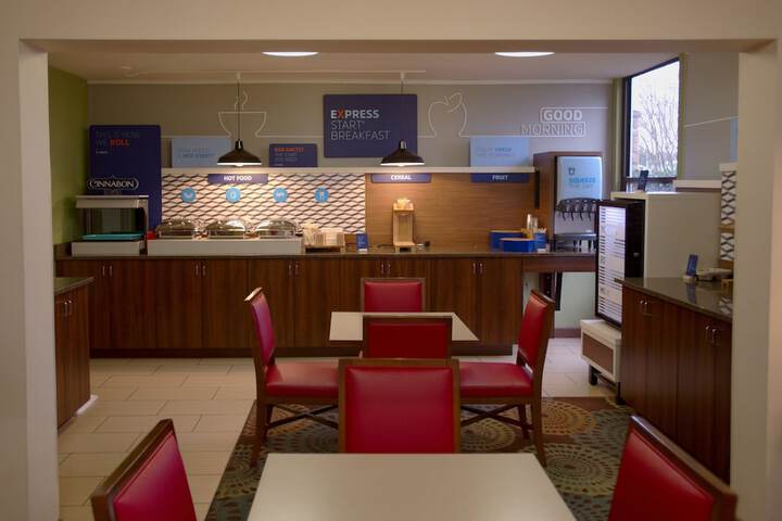 Holiday Inn Express Anderson by IHG