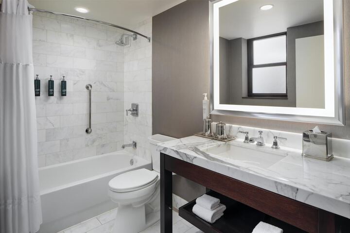 Hilton Chicago