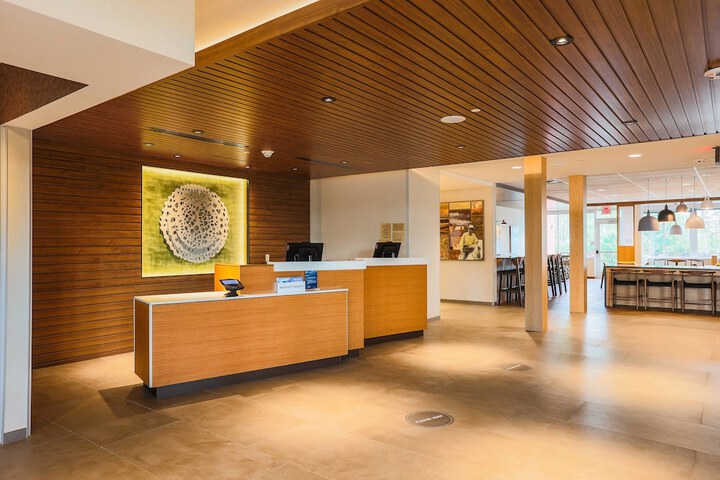 Hotel Interior 15 of 40