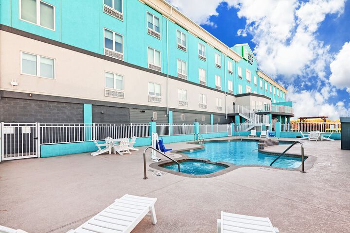 Pool 8 of 45