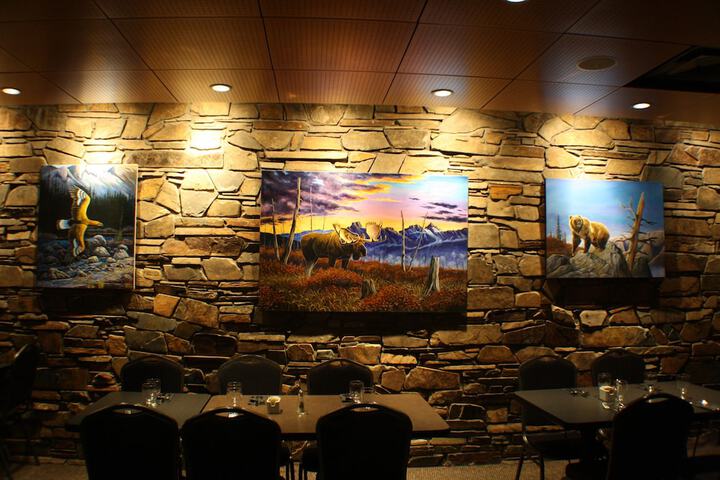 Dining 20 of 29