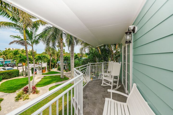 Tropical Breeze Resort