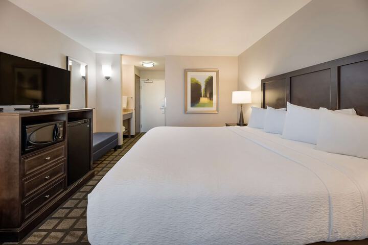 Room 20 of 27