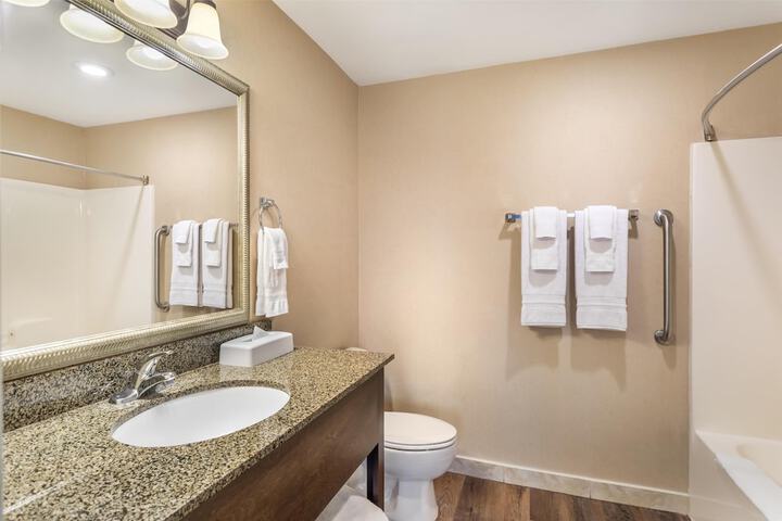 Best Western Plus Valdosta Hotel & Suites
