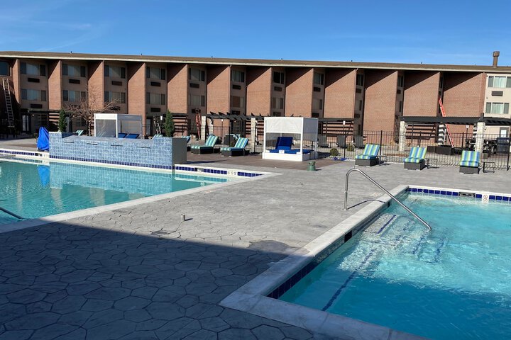 Pool 4 of 55