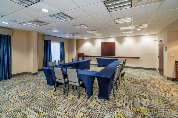Hampton Inn Suites Opelika I85 Auburn Area