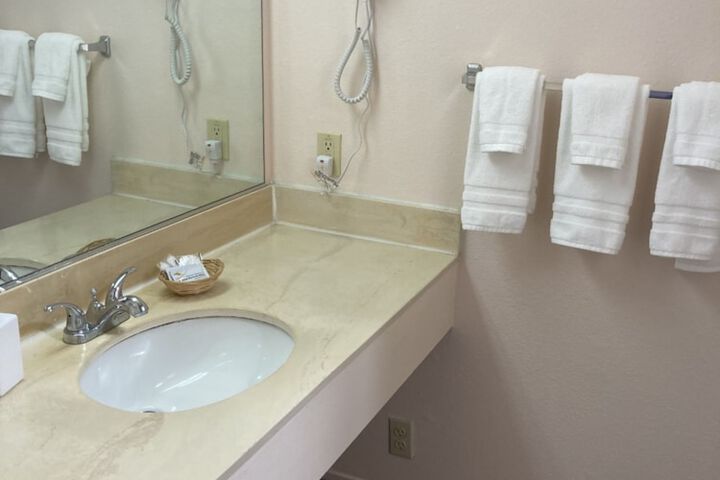 Coast Riders Inn
