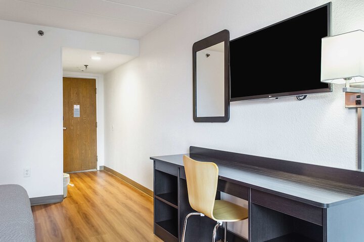 Room 15 of 29