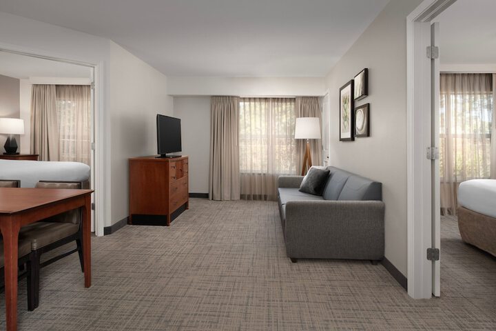Room 19 of 39