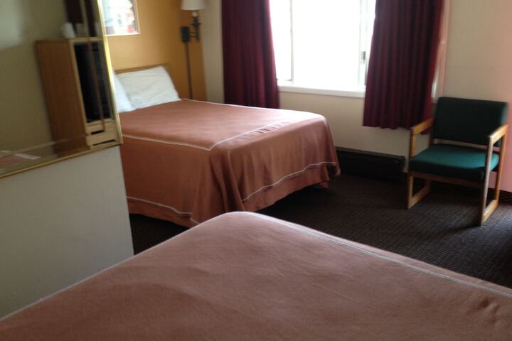 Room 15 of 50